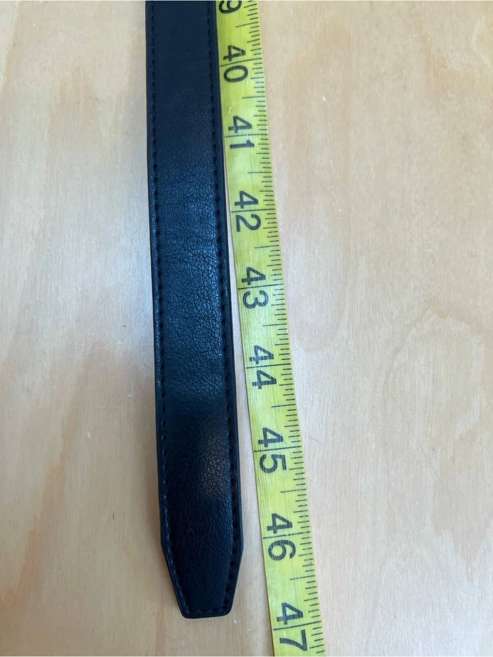 Men's Black Leather Ratchet Belt with Brushed Silver Buckle